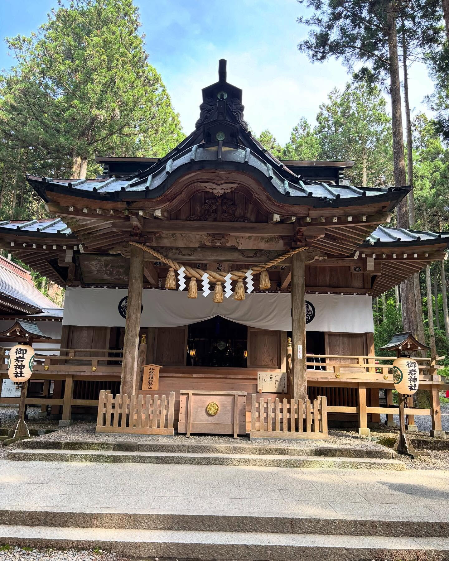 昨日は御岩神社を訪れました